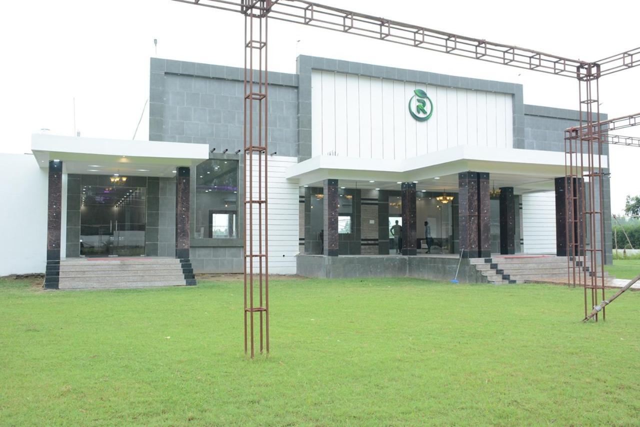 Royal Green Celebrate In Style Saharanpur Exterior photo